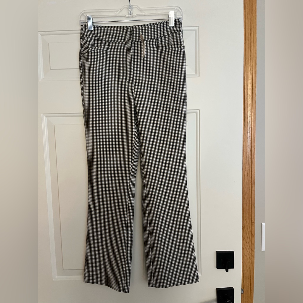 New Anthropologie Maeve Olive Green Houndstooth Light Weight Trousers. Size 2